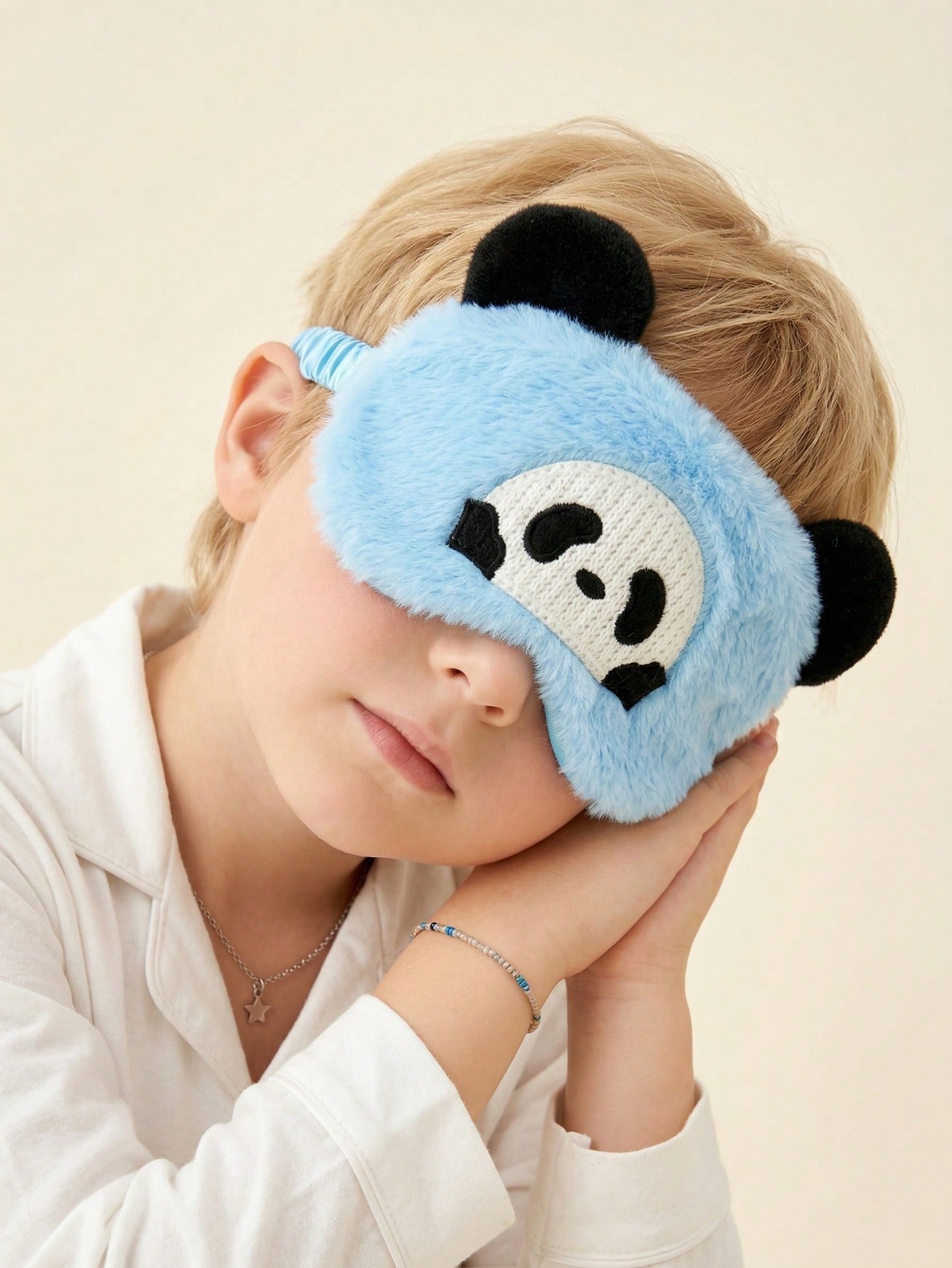 Masque de sommeil en peluche P - Men Accessories Usa avis et prix